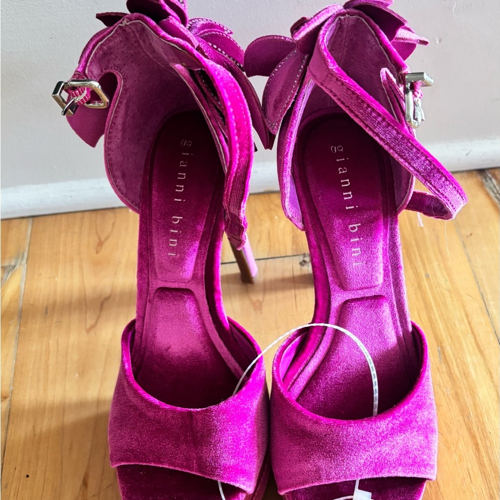 Giani Bernini Vibrant violet/pink Heels - Picture 3 of 5